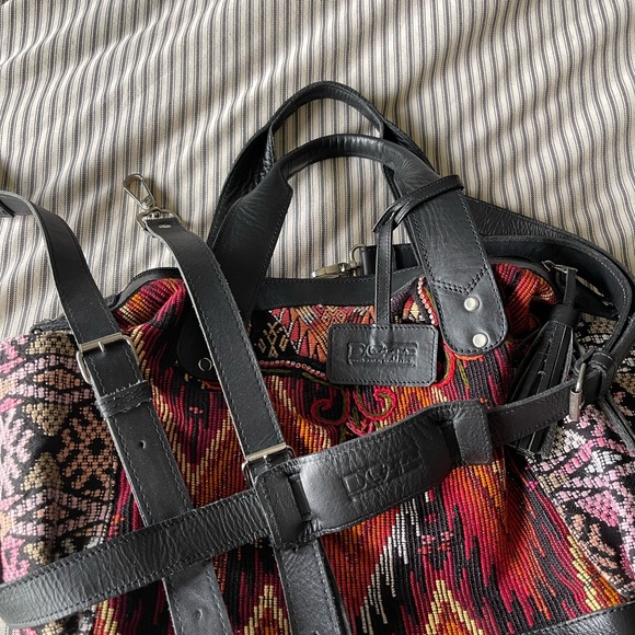 DC Bags mini-bumblebee convertible day bag - Picture 8 of 8